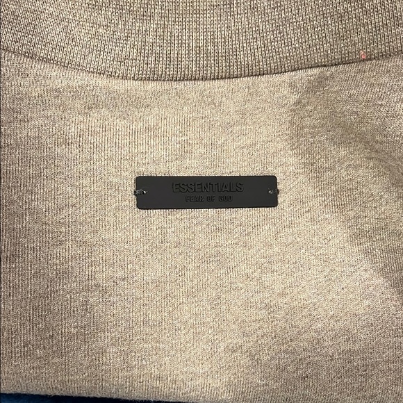 Men's Gray Sweater - Picture 3 of 4